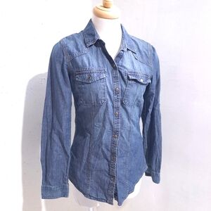 Eddie Bauer | Blue snap button up womans long sleeved shirt